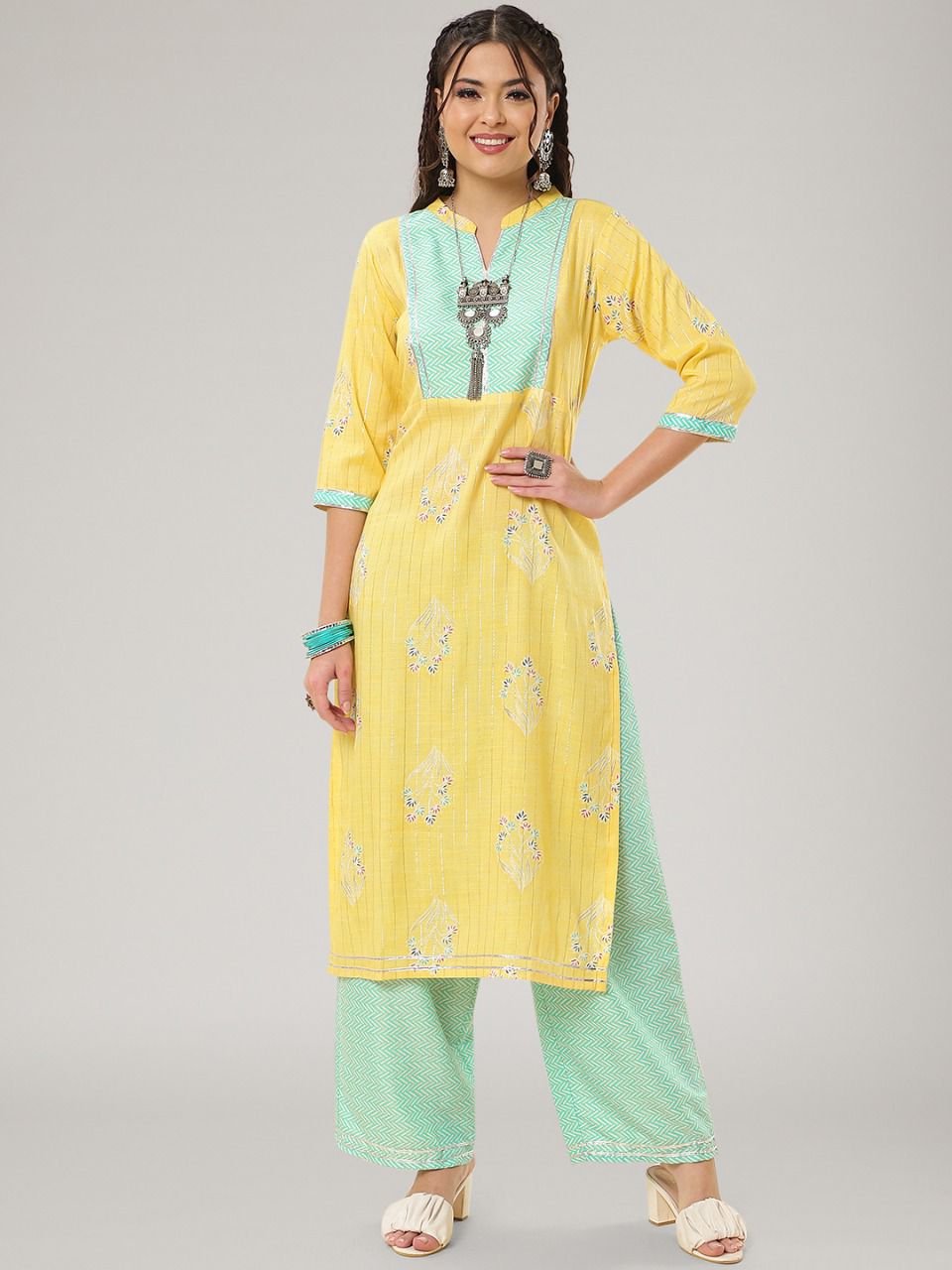 Stylish Casual Wear Straight Kurti Pant Set