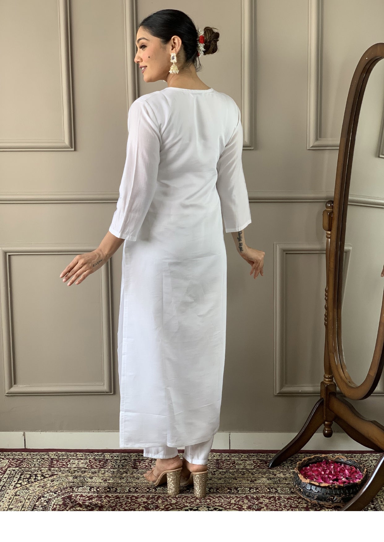 Women Embroidered White Straight Kurta Set with Dupatta